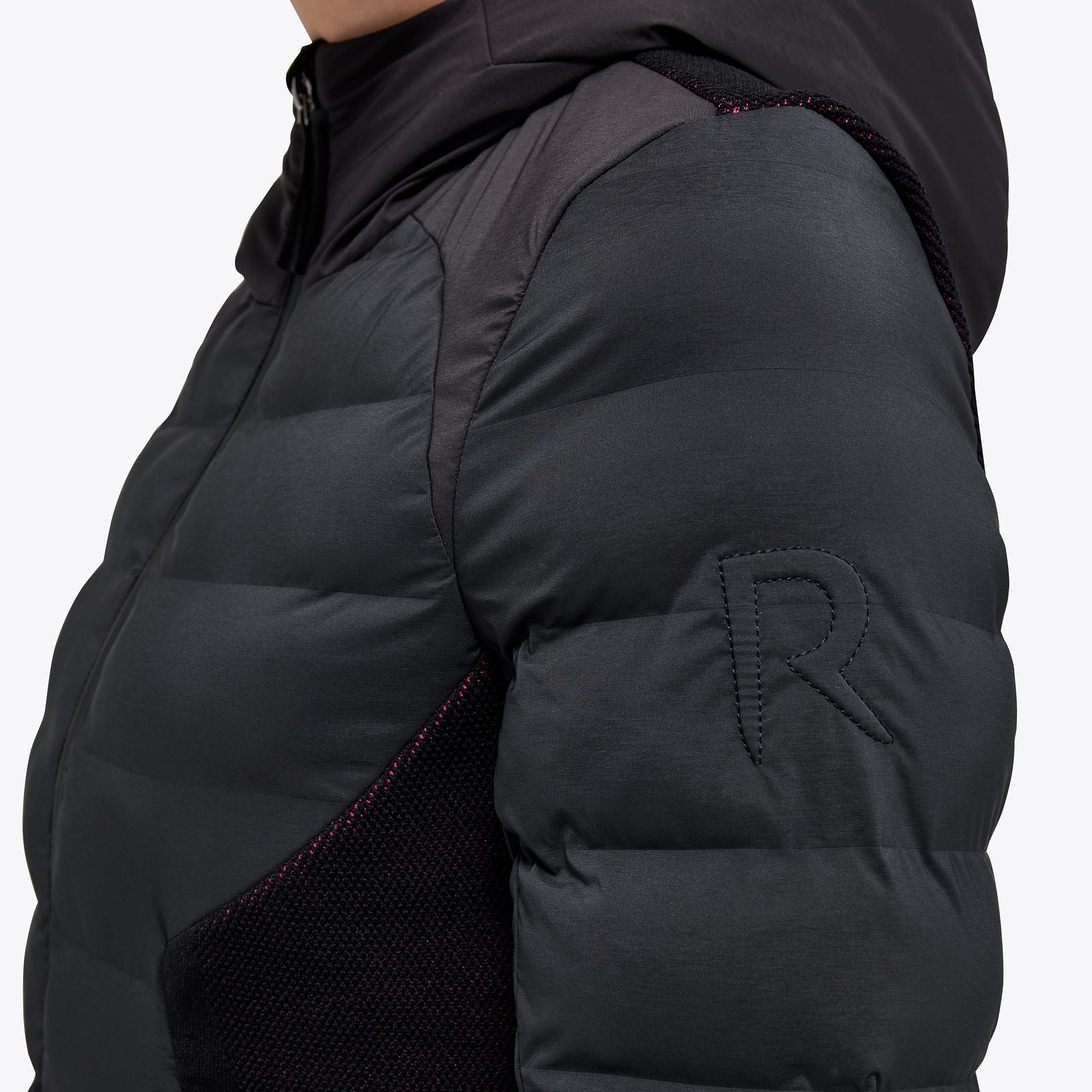 🌟 New - 50% OFF 🌟 Revo Hooded Nylon Puffer w/ Tech Knit Back