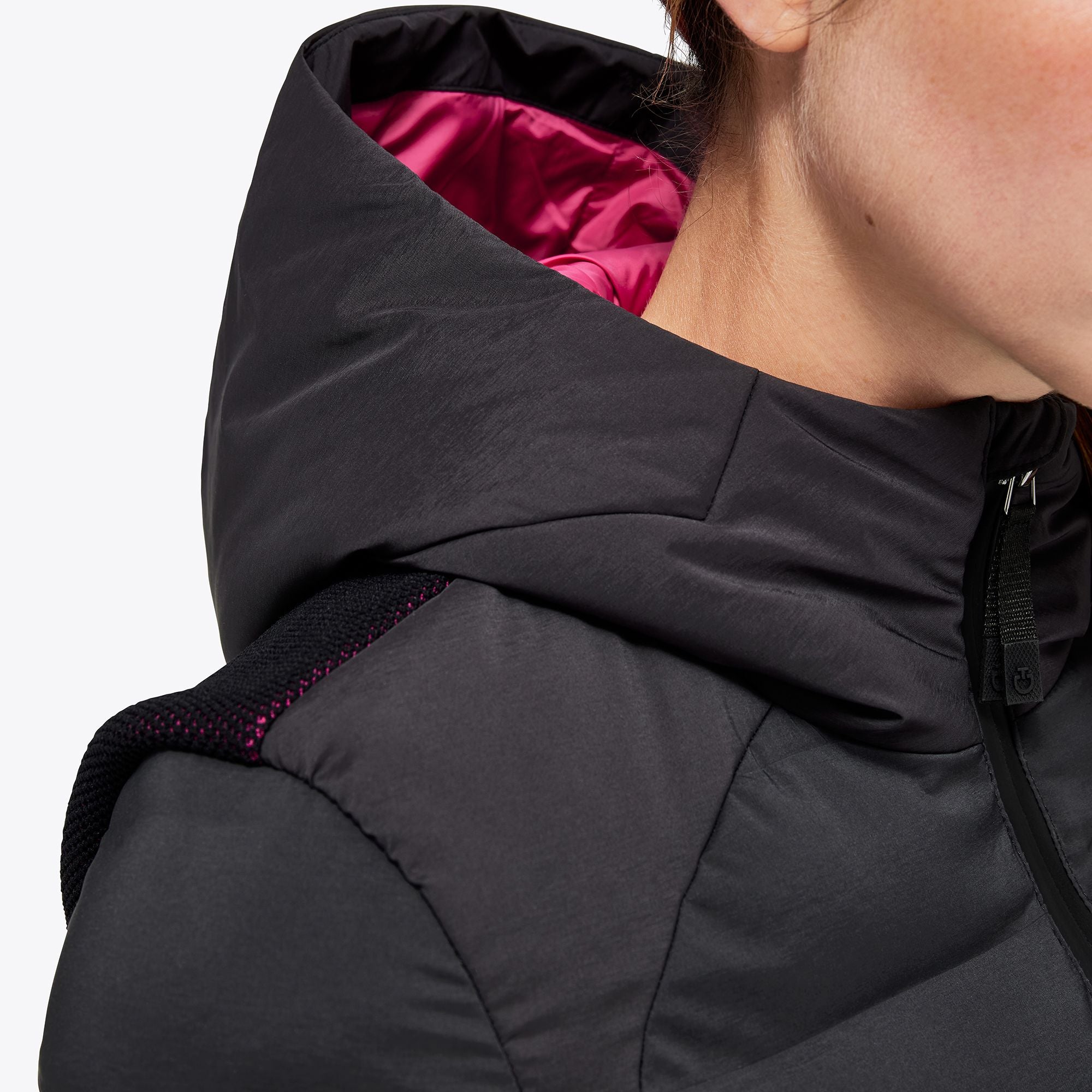 🌟 New - 50% OFF 🌟 Revo Hooded Nylon Puffer w/ Tech Knit Back