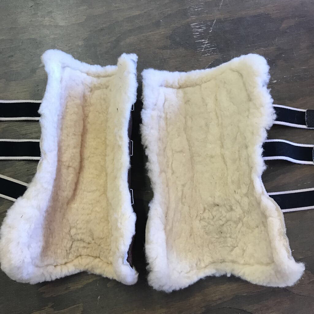 Tendon Bootsleather and sheep skin fleece