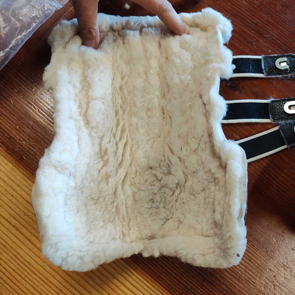 Tendon Bootsleather and sheep skin fleece