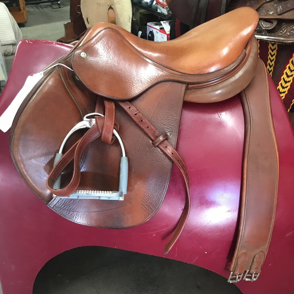 Saddle Jumping CWD W/Leathers/irons/gi