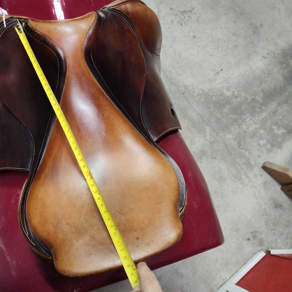 Delgrange- English saddle