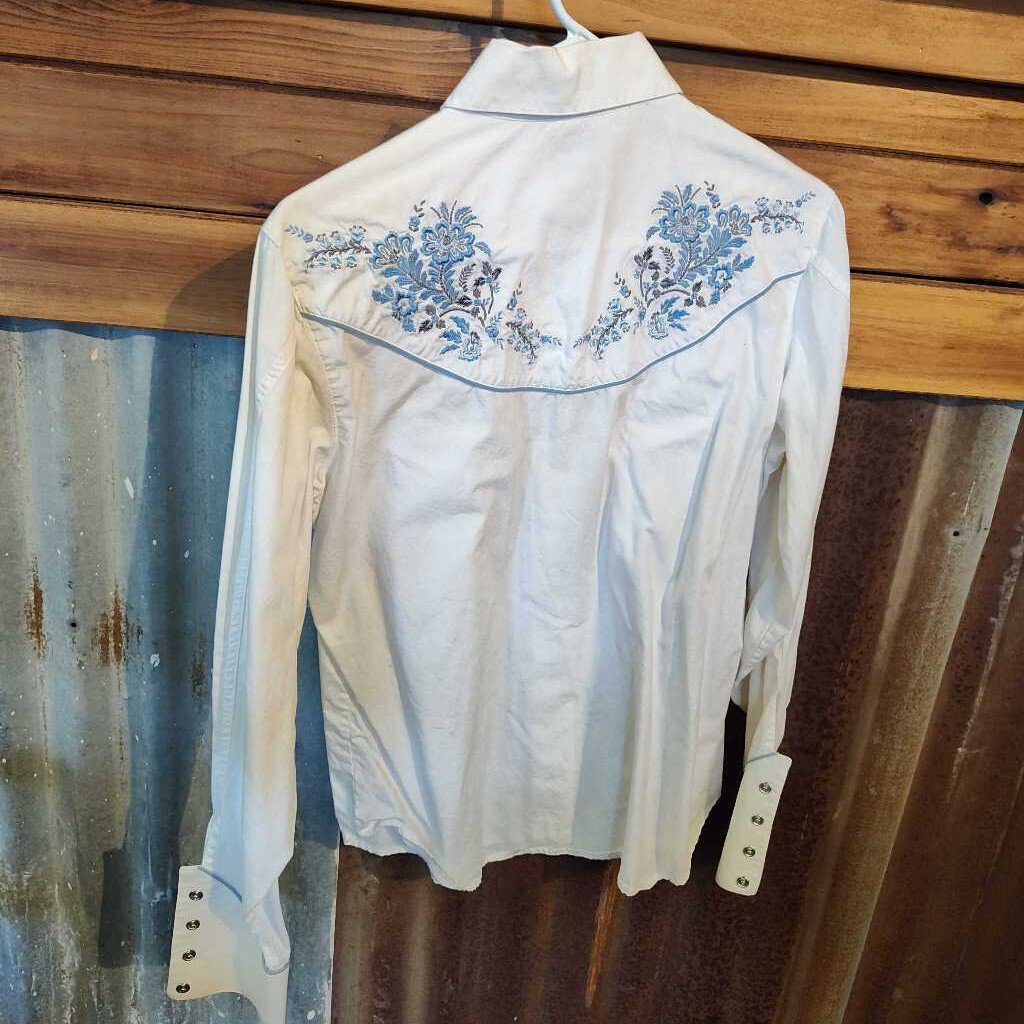 Snap long sleeve shirt