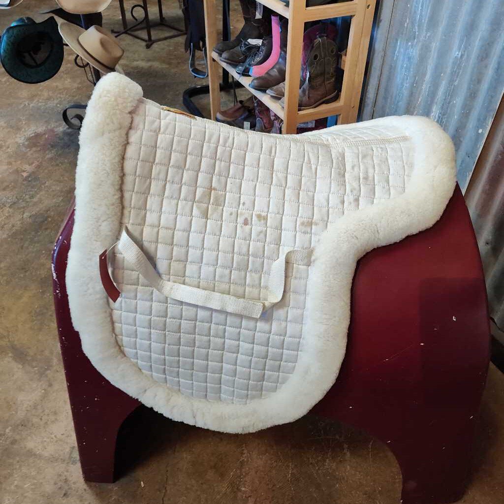 Sheepskin contour pad