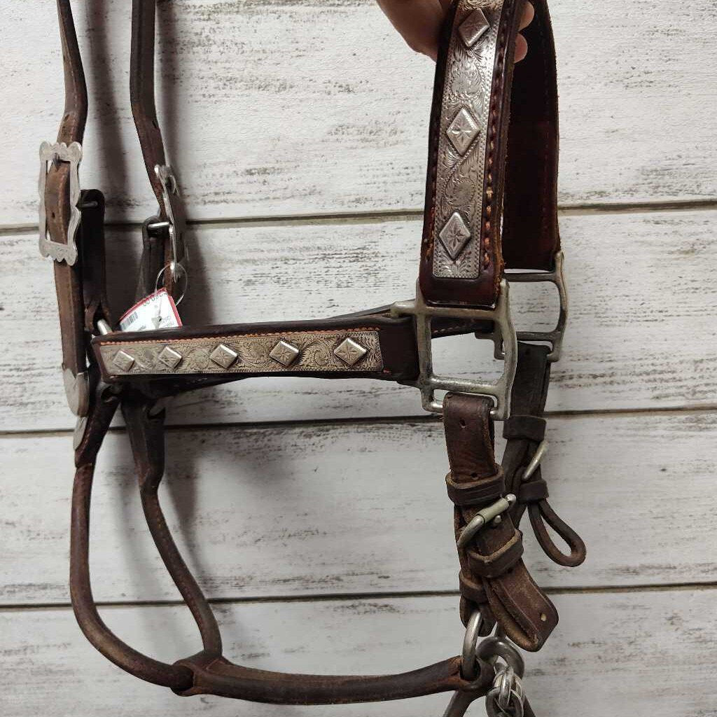 Show halter