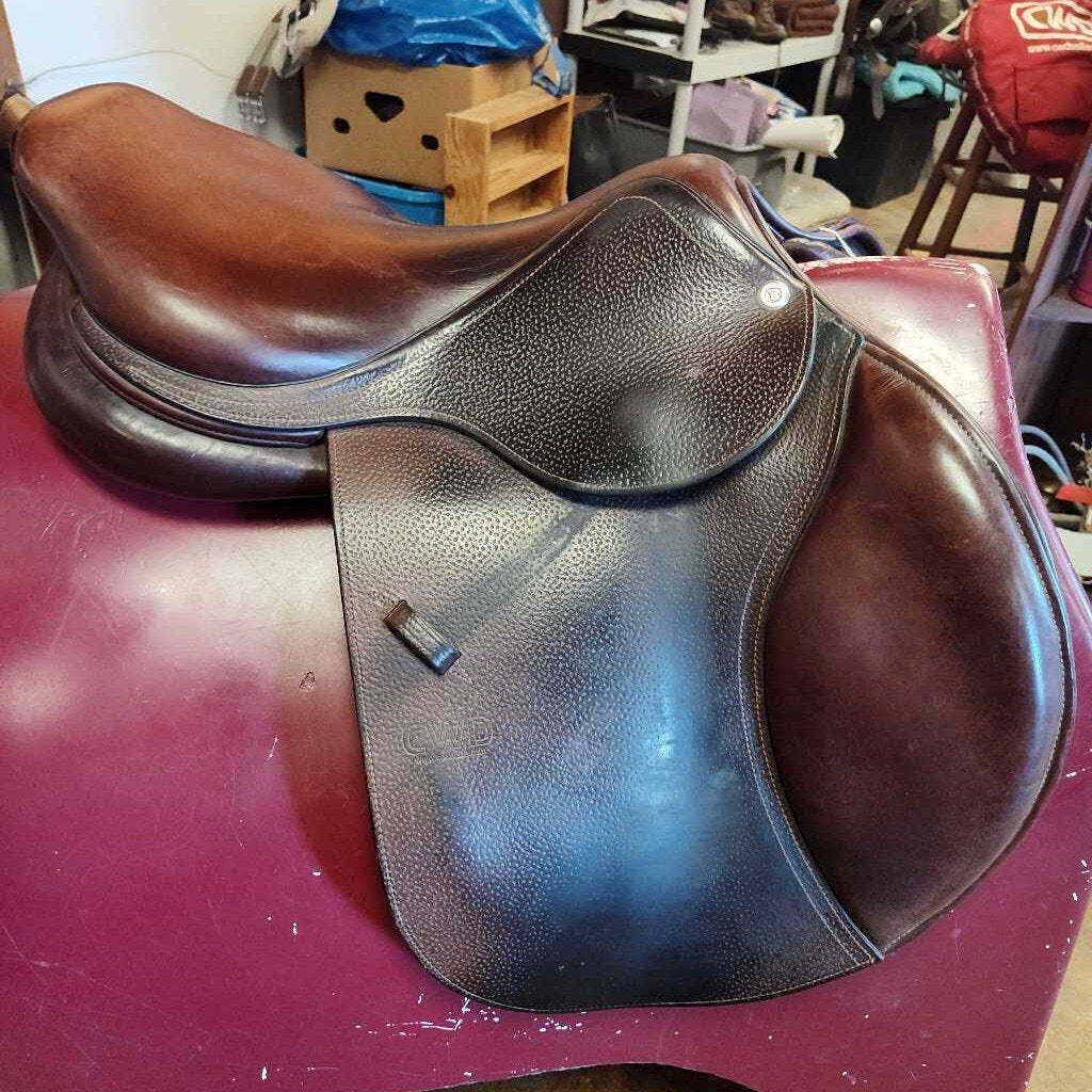 English saddle