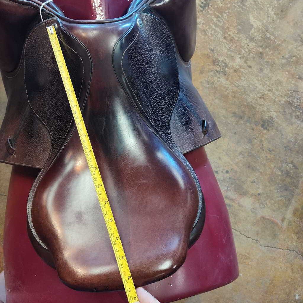 English saddle