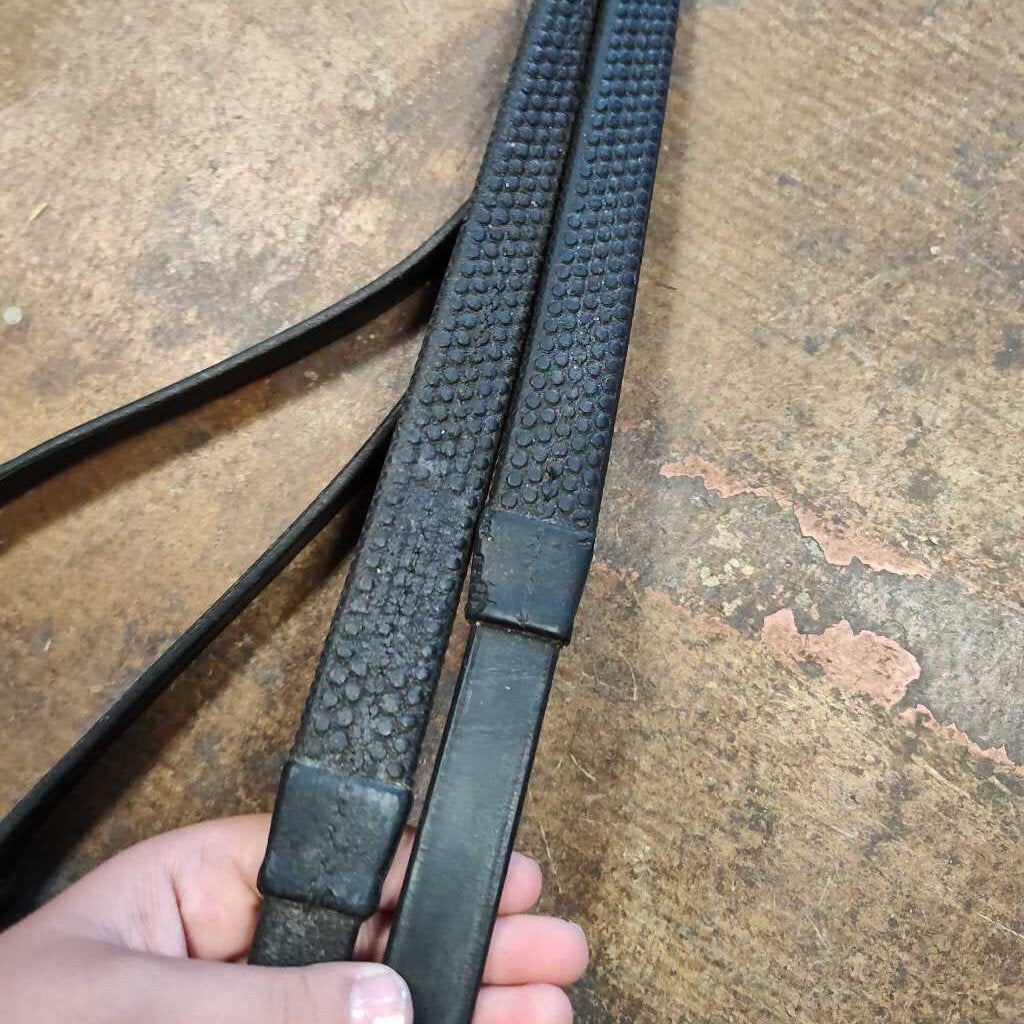 Rubber grip reins