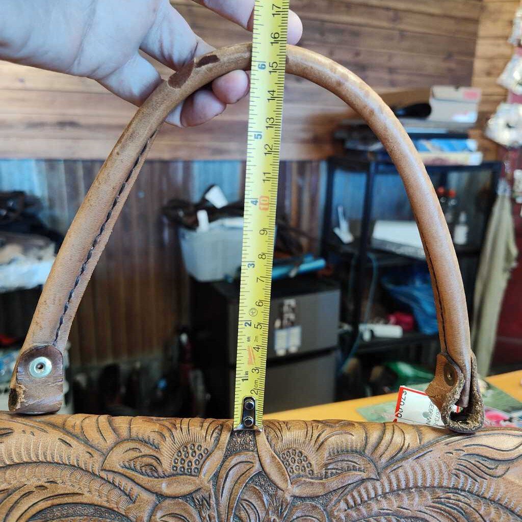 leather purse/ hand bag