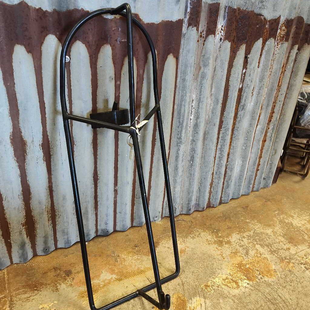 Wall moumted saddle rack