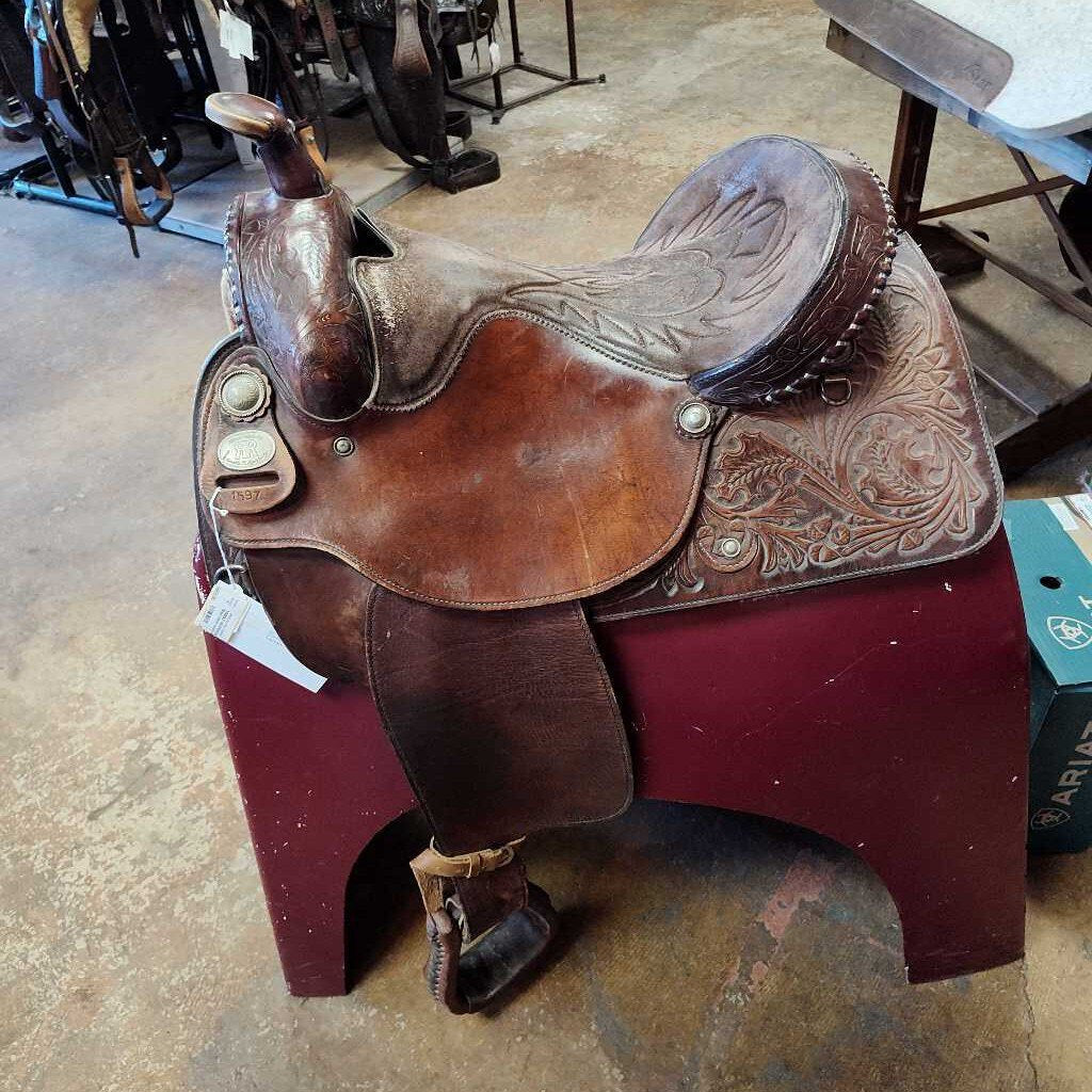 Great starter western saddle