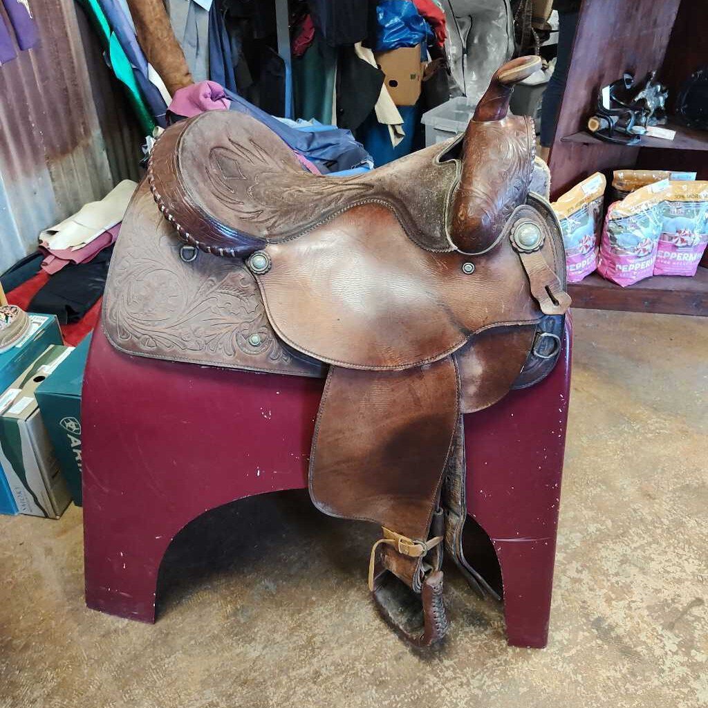 Great starter western saddle