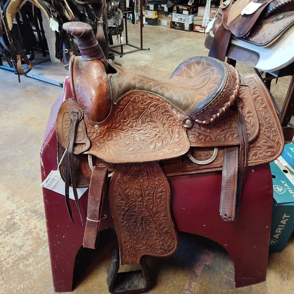 Starter roping saddle