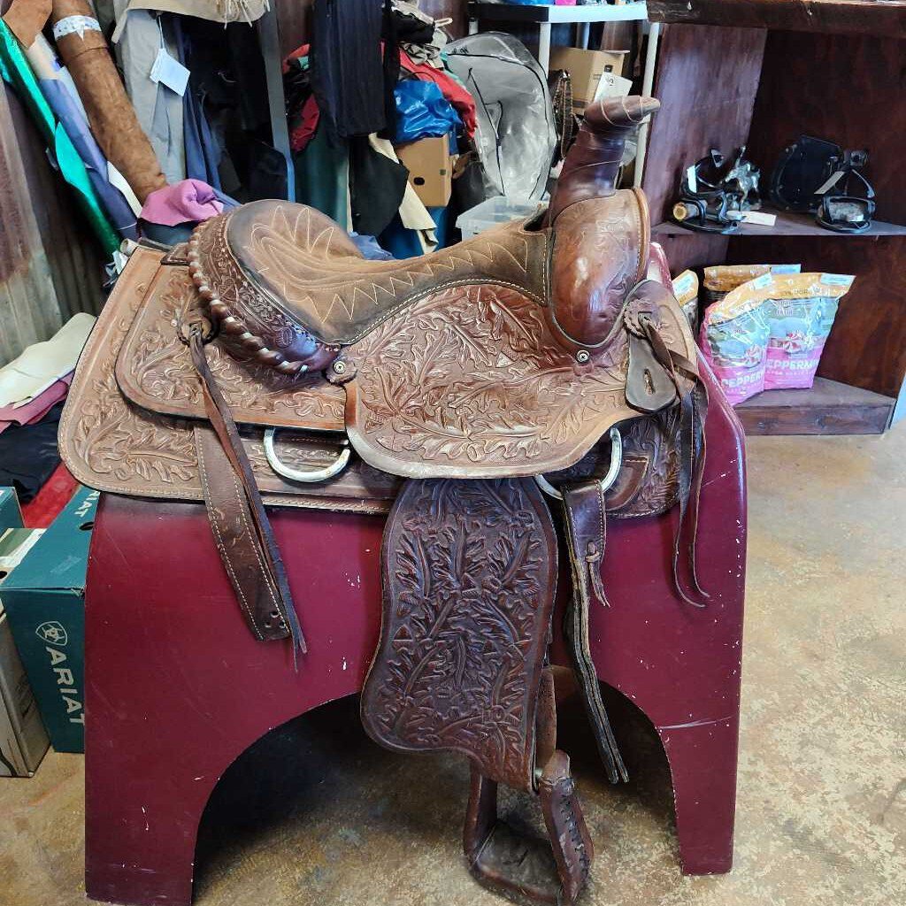 Starter roping saddle