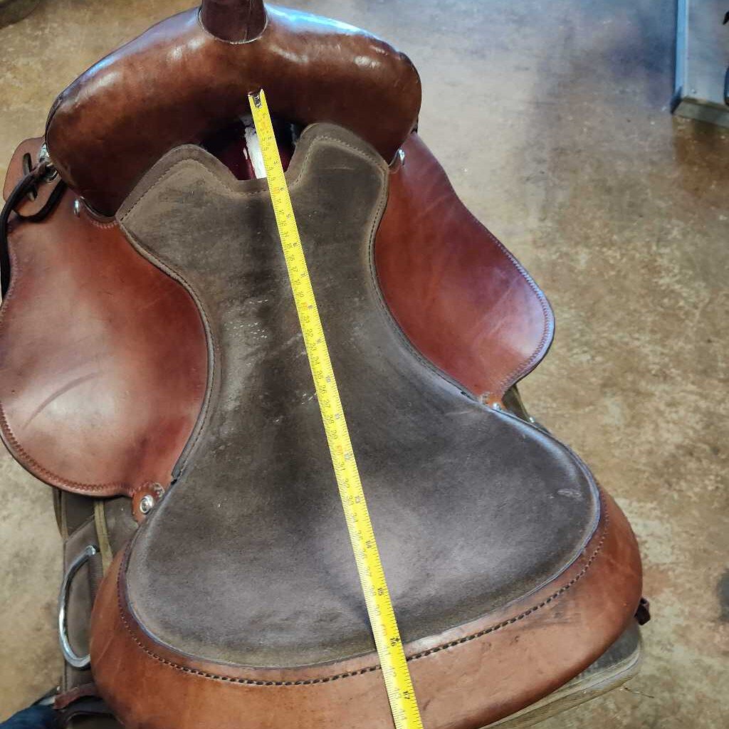 Trail saddle