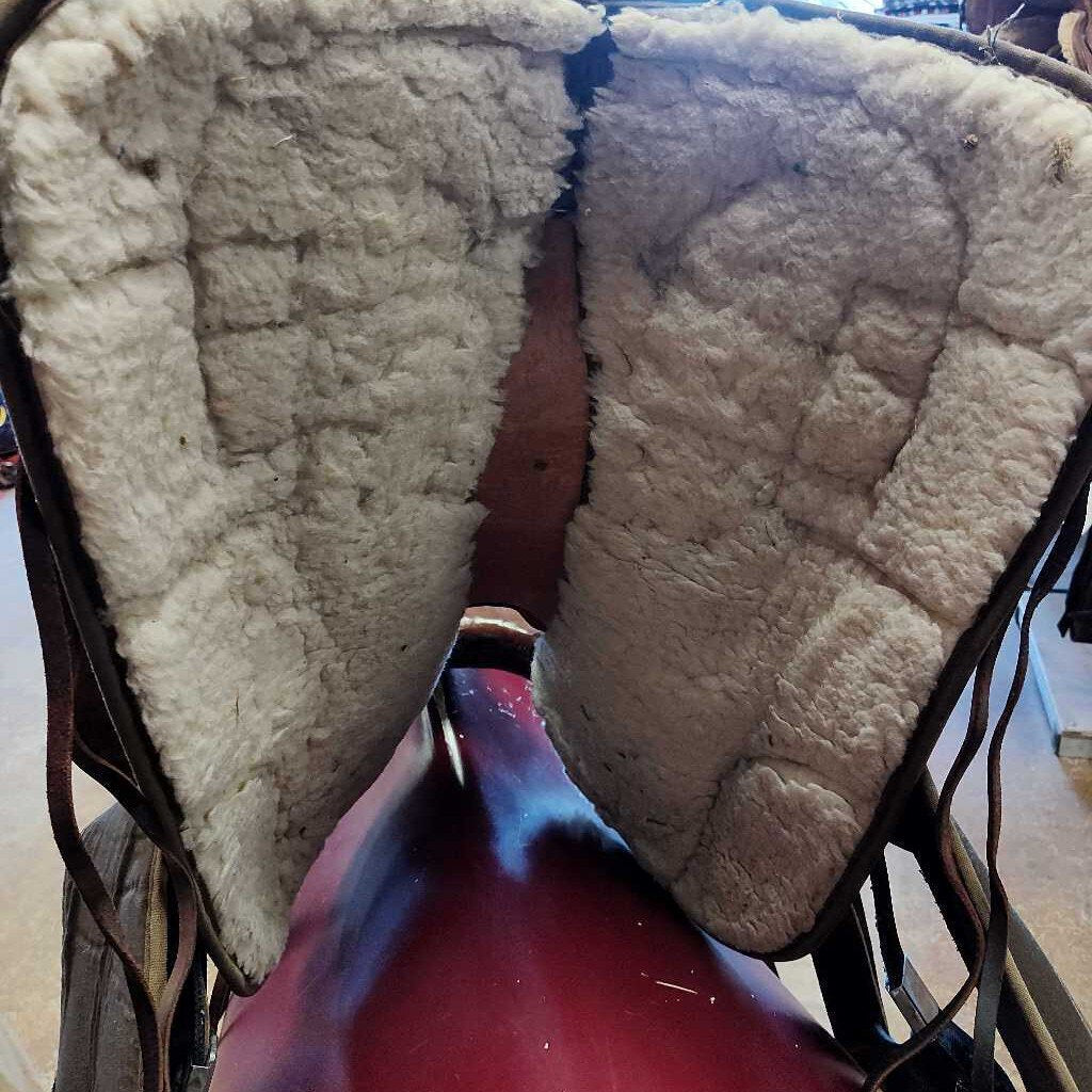 Trail saddle