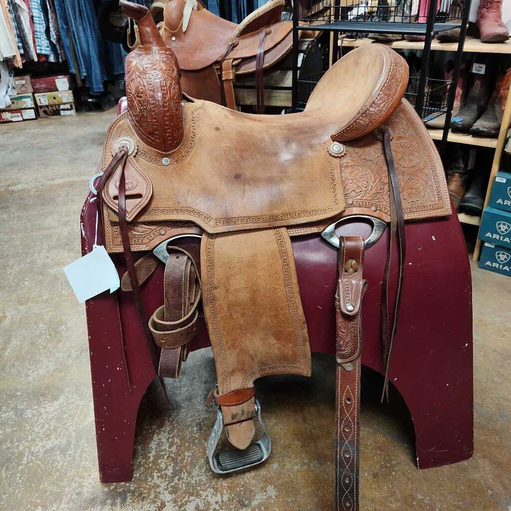 Barrel saddle