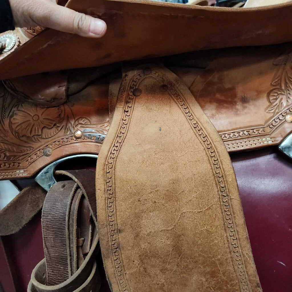 Barrel saddle