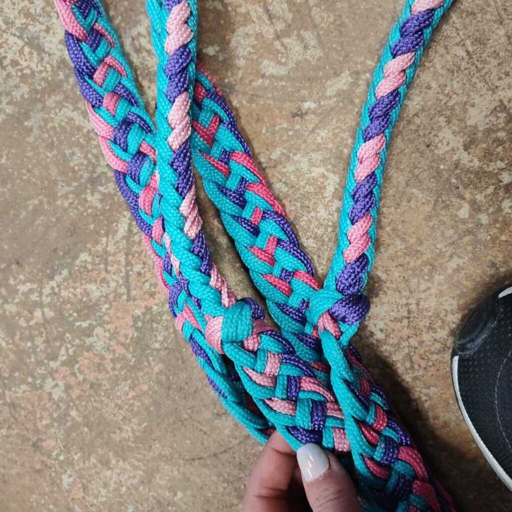 Paracord barrel reins