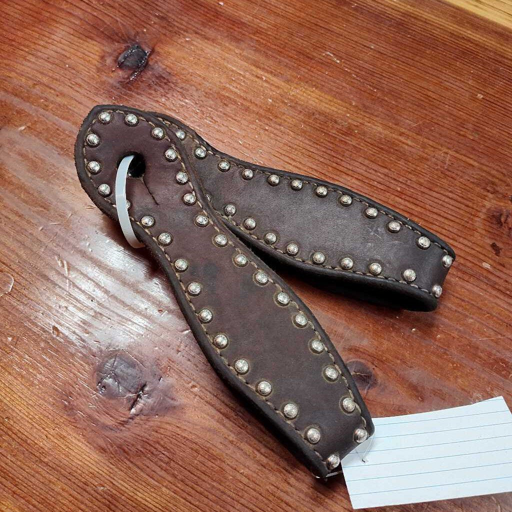 Leather with dots slobber straps