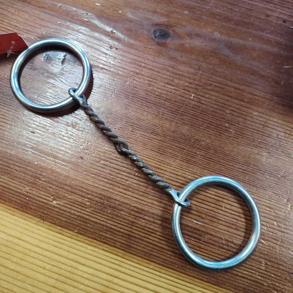 Loose ring twisted snaffle