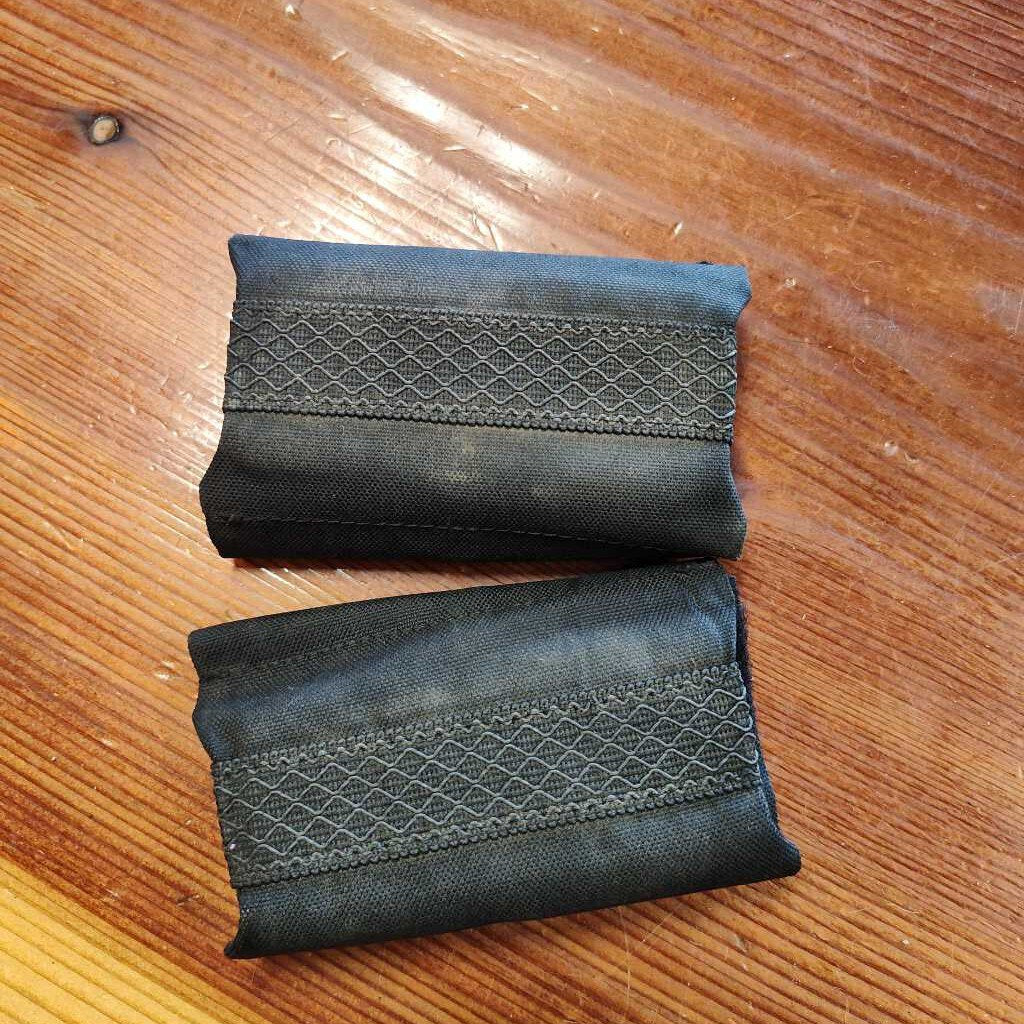 Velcro and pad stirrup pads