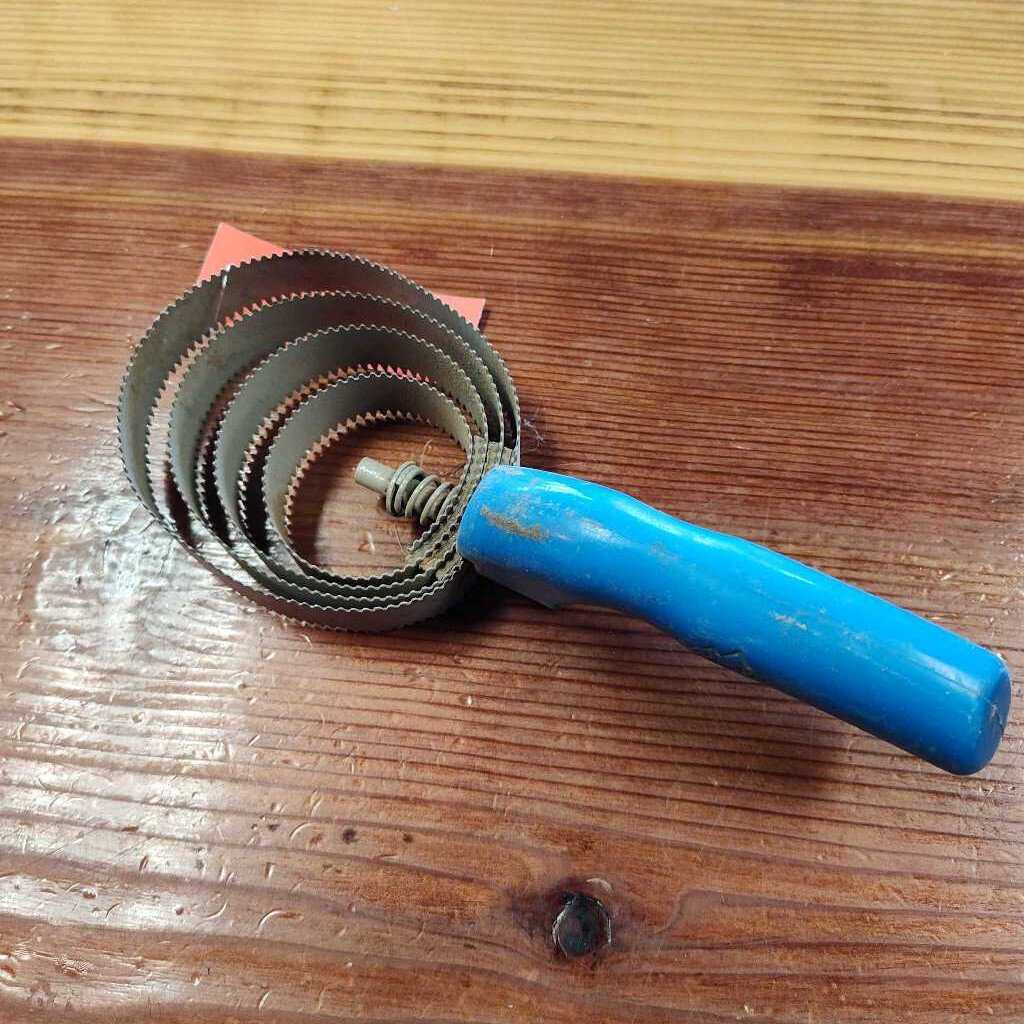 Round metal shedding mud brush