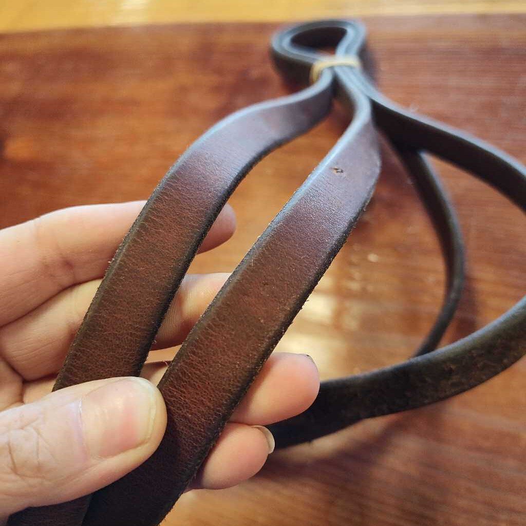 Leather split reins