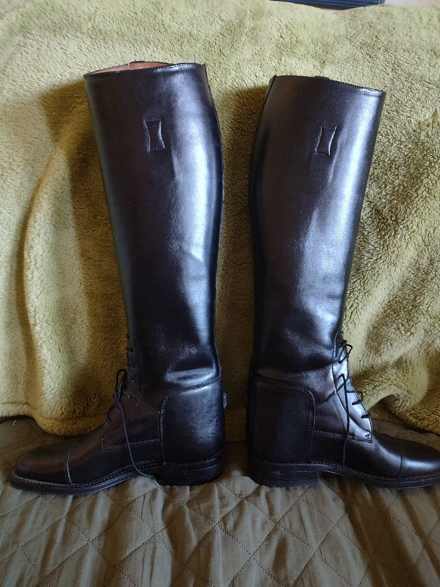 Women's size 6.5 leather field boots