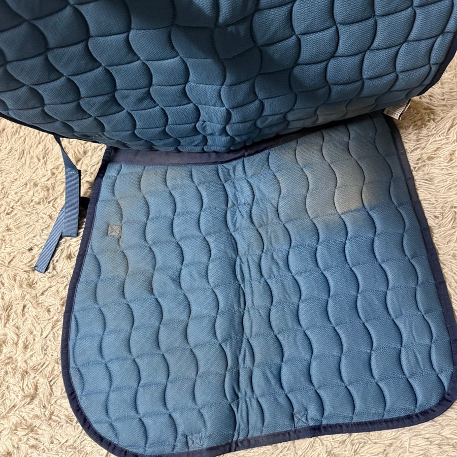 HORZE Blue Horze All Purpose English Horseback Riding Saddle Pad. Good Condition. (3)