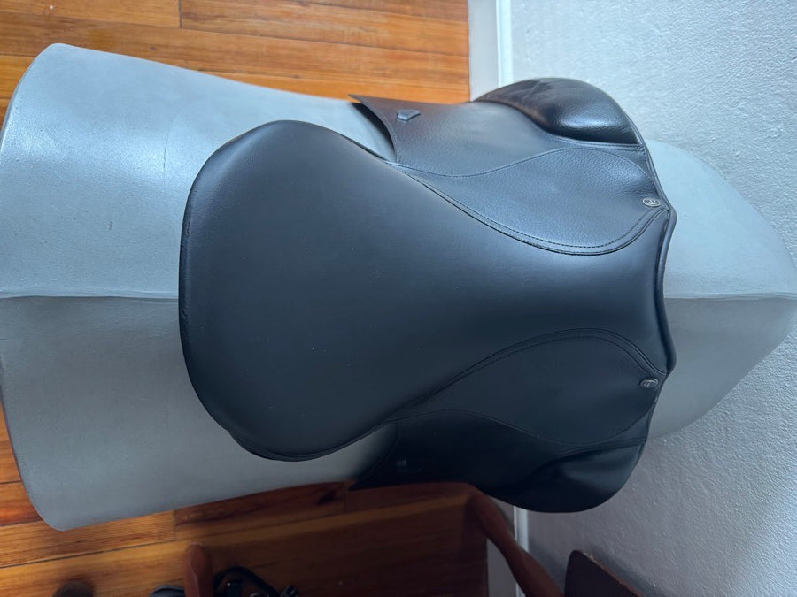 TAD COFFIN 17” Tad Coffin CCD SSR SmartRide Dressage Saddle - 2019/2025 (2)