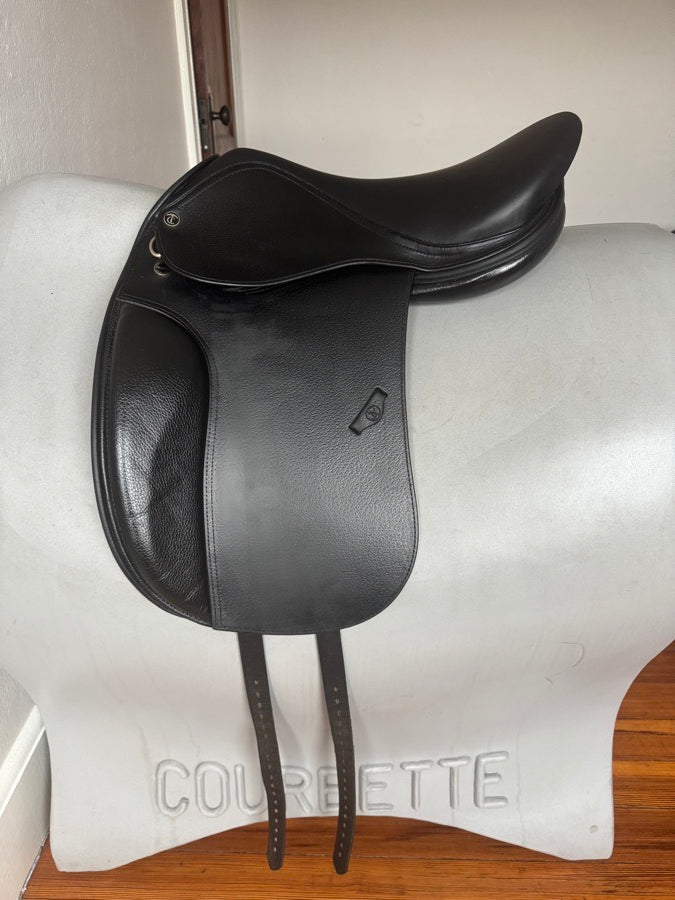 TAD COFFIN 17” Tad Coffin CCD SSR SmartRide Dressage Saddle - 2019/2025 (6)