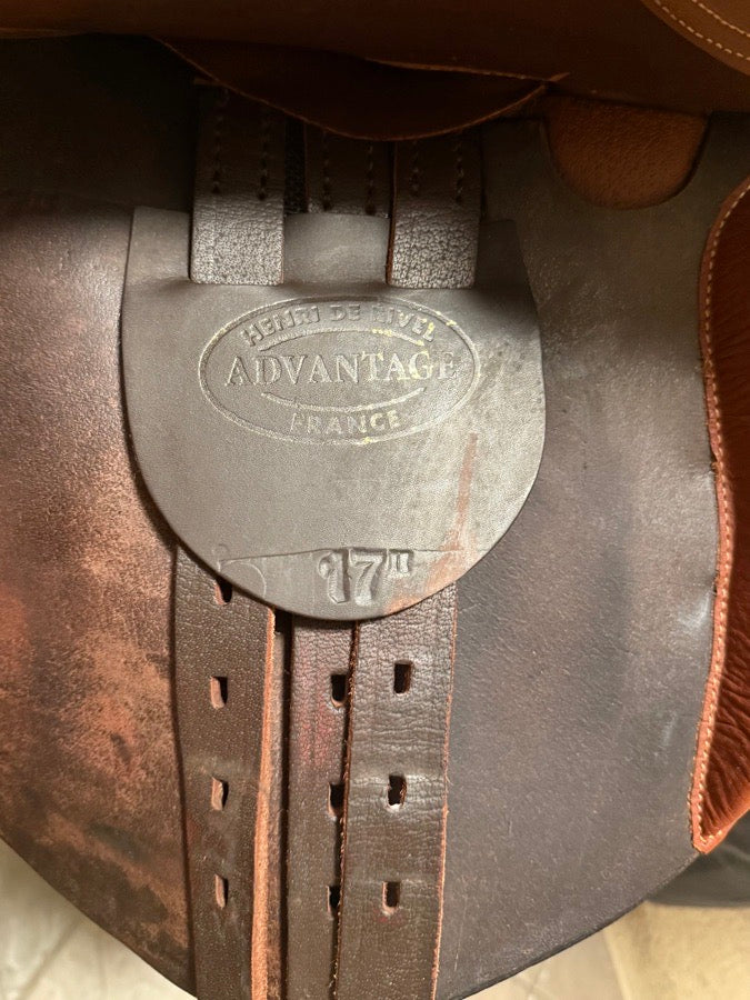 HDR - HENRI DE RIVEL 17" HDR Advantage Saddle - Rare, Higher-Quality Model w/ Leathers, Irons, & Pad (7)
