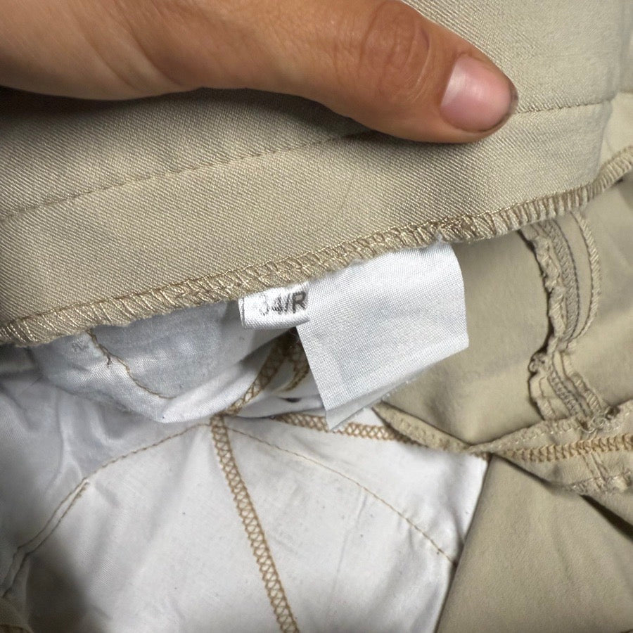 Women’s Size 34 Tan Ovation Knee Patch Horseback Riding Breeches. Good Condition