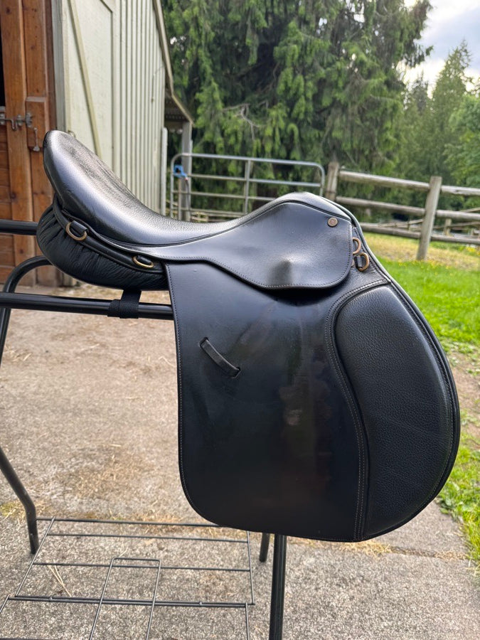 COLLEGIATE Collegiate AP Saddle 17”