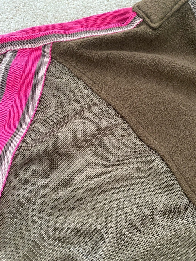 Fleece and mesh sheet/Cooler