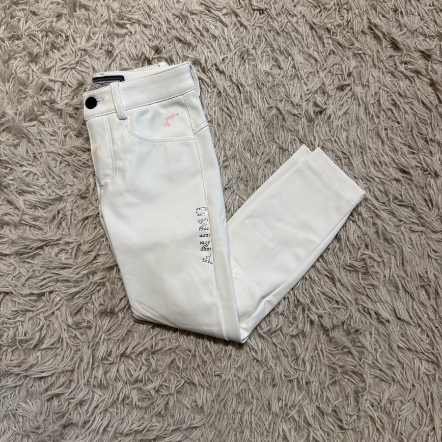Girl’s Size 6 White Animo Knee Patch Horseback Riding Breeches. Good Condition.