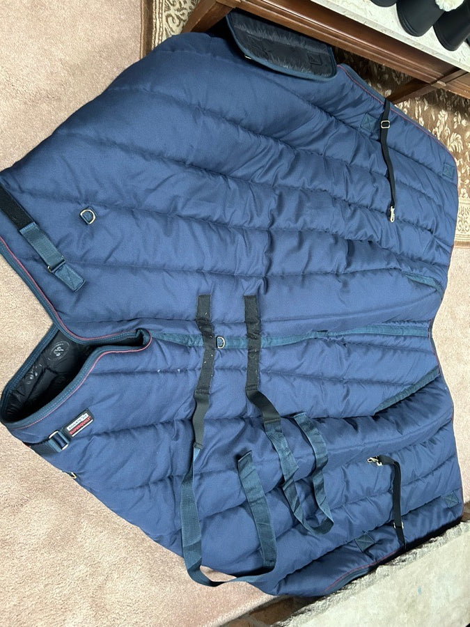 Schneider Stable Blanket