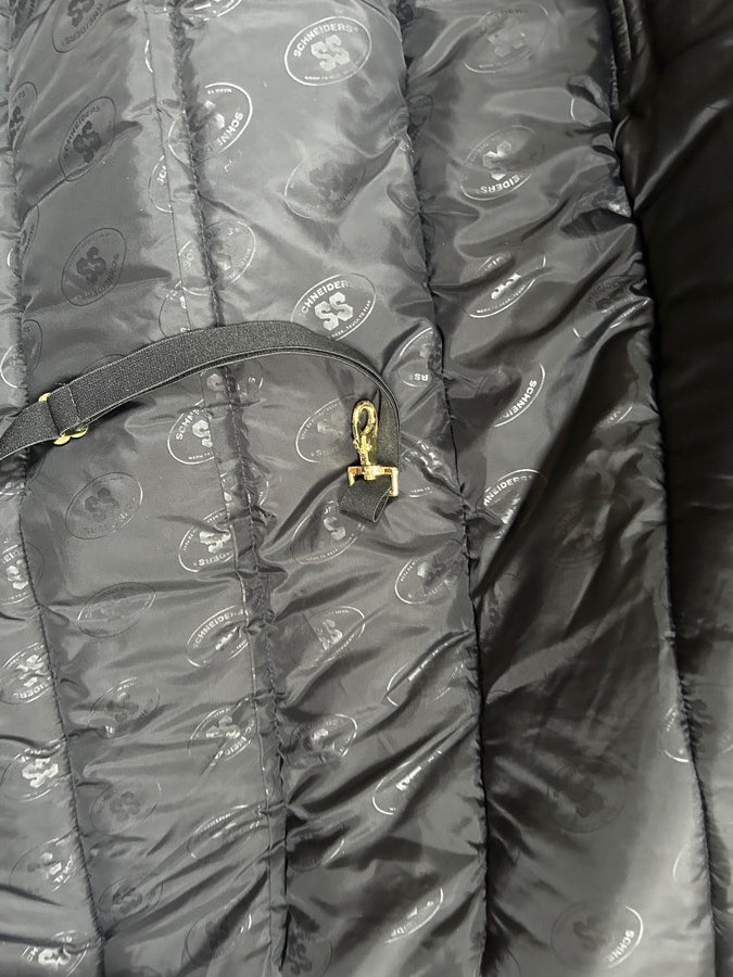 Schneider Stable Blanket