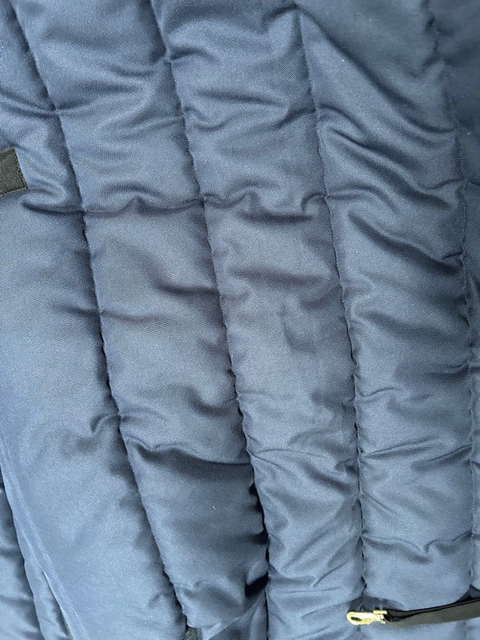 Schneider Stable Blanket