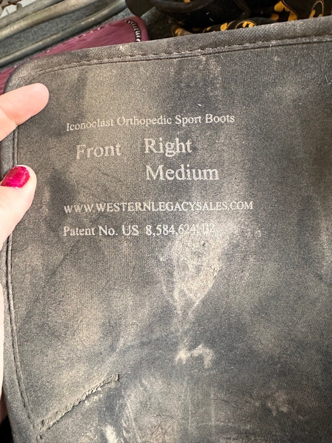Iconoclast Front & Hind Medium Boots