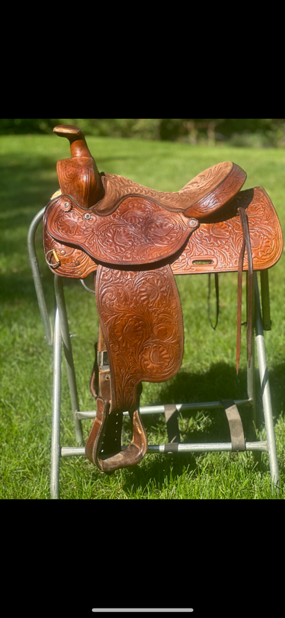 Western saddle