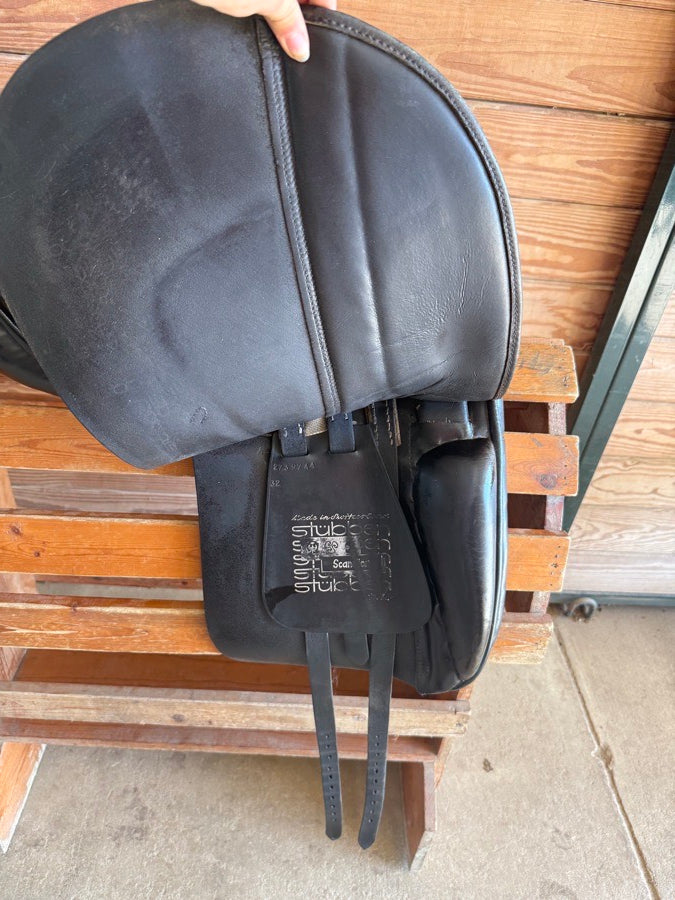 STUBBEN Stubben dressage saddle (2)