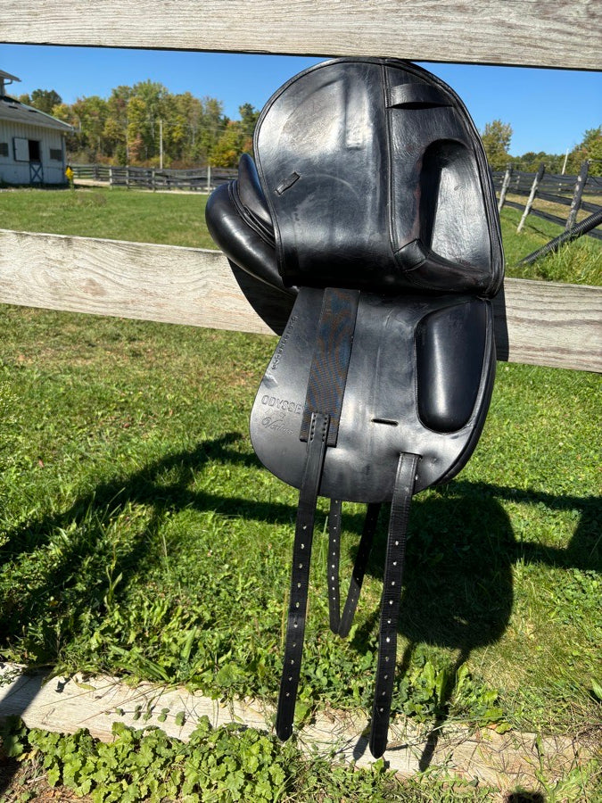VERHAN Verhan Odyssey Saddle 17.5” (5)