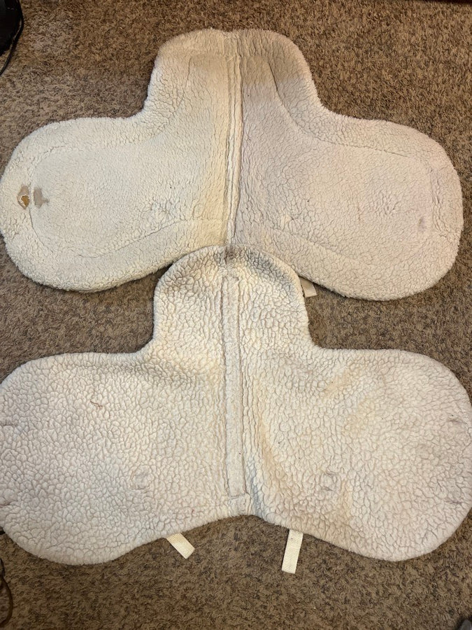 OTHER Two Fleece Shaped Hunter Pads (3)