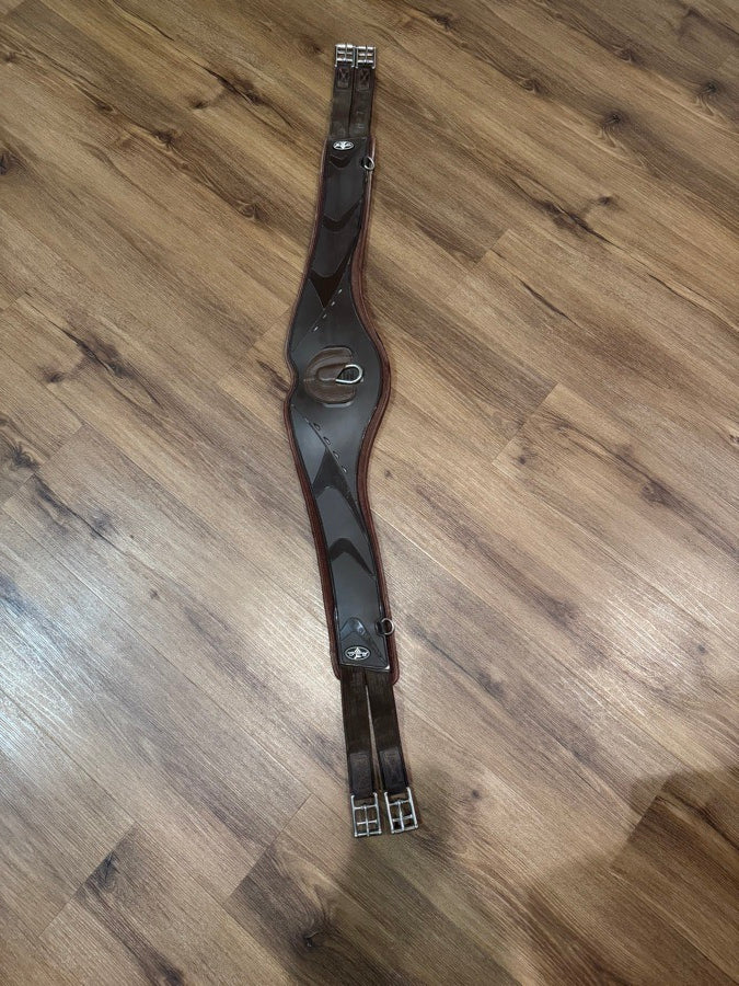 Professional´s Choice® VenTECH™ Contoured Jump Girth Size 52