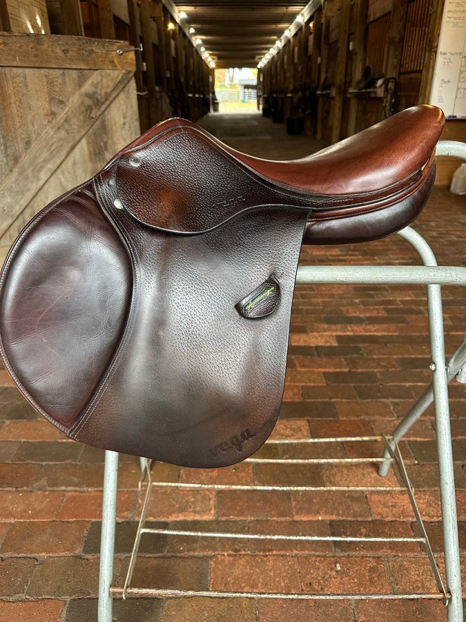 AMERIGO Amerigo Vega Close Contact Jump saddle