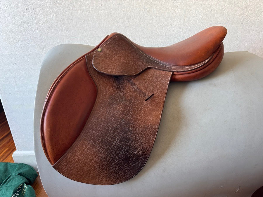 BUTET 17.5” Butet Saddle - Long Flaps - “L” Seat