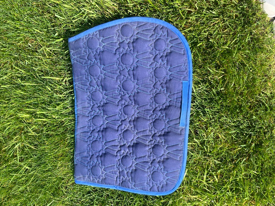 DOVER SADDLERY Blue Ribbons Dover saddle pad