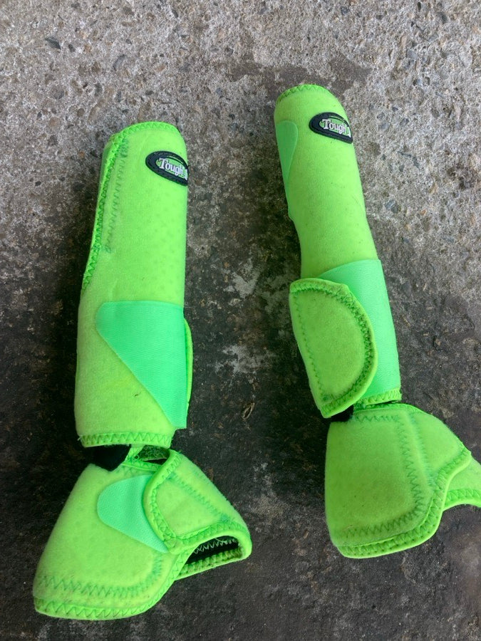 Horse boots